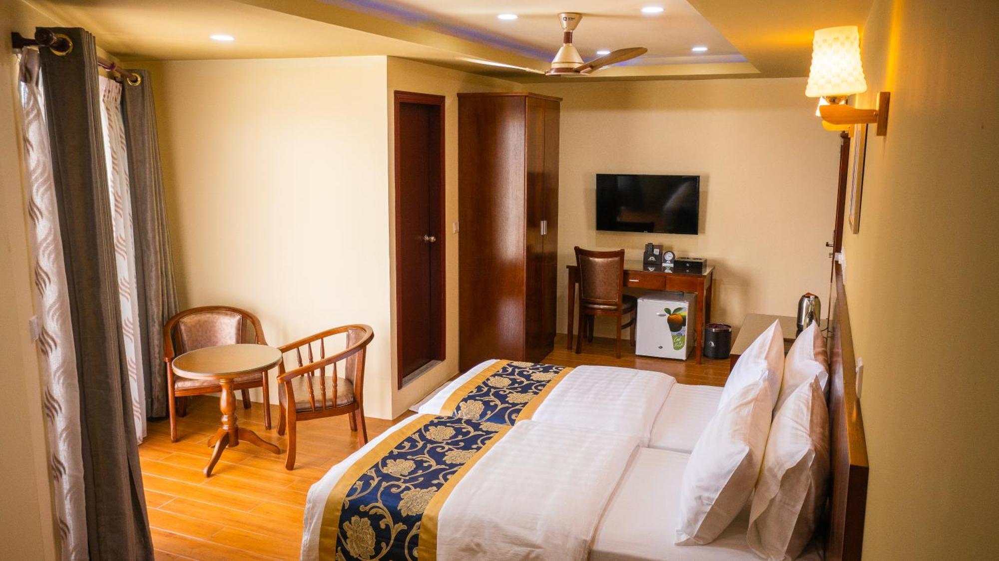 Blue Wave Hotel Maldives- Same Sea, Same Sand Same Sun Like Resorts Kudahuvadhoo Exterior foto
